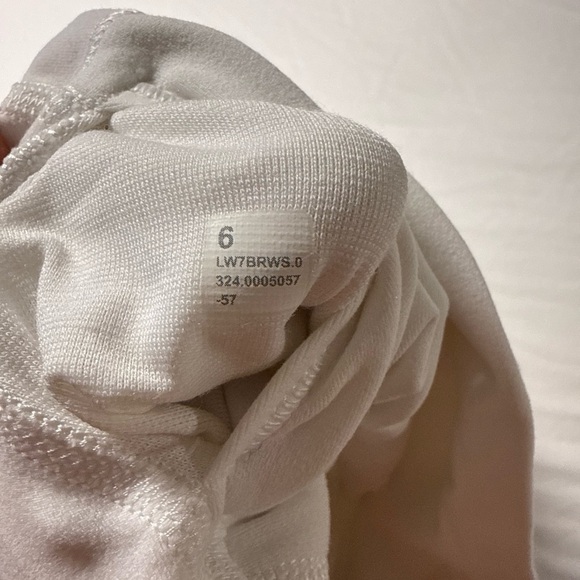 Lululemon Align Shorts White Size 6- 6 inch inseam - Picture 6 of 6